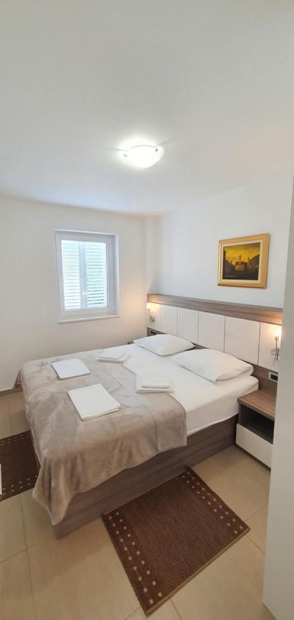 Apartment Lofiel Novalja