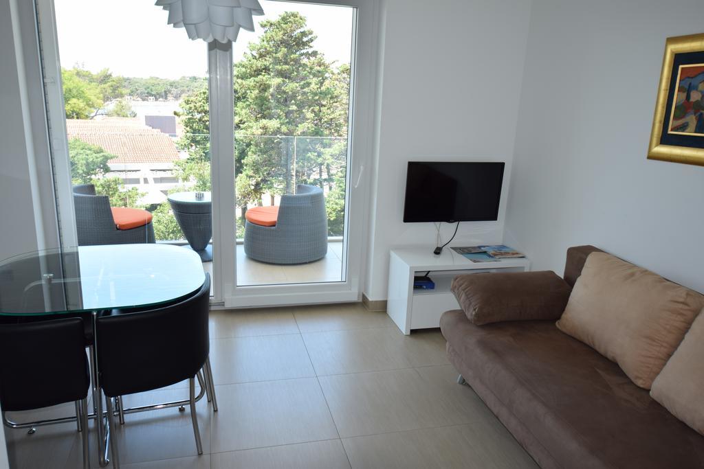 Lofiel Apartment Novalja
